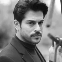 Burak Özçivit Kimdir? Kaç Yaşında ve Nereli?
