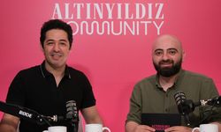 Altınyıldız, Babalar Günü podcast serisinde oyuncu Mert Fırat'ı ağırladı