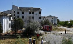 Lüleburgaz'da eski hastane bahçesinde çıkan yangın söndürüldü