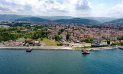 Marmara Depremi'nin merkez üssü Gölcük'te yıkımın yaşandığı bazı alanlar yeniden görüntülendi