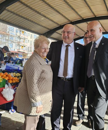 Ceyhun Targın, Turhan Çömez ile birlikte esnafı ziyaret etti