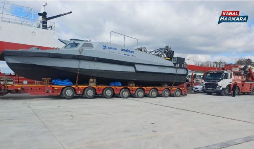 Yerli İnsansız Deniz Aracı Erdek’te Denize İndirildi